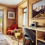 Alpina ***s Hotel