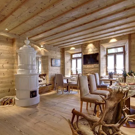 Hotel Alpina ***s
