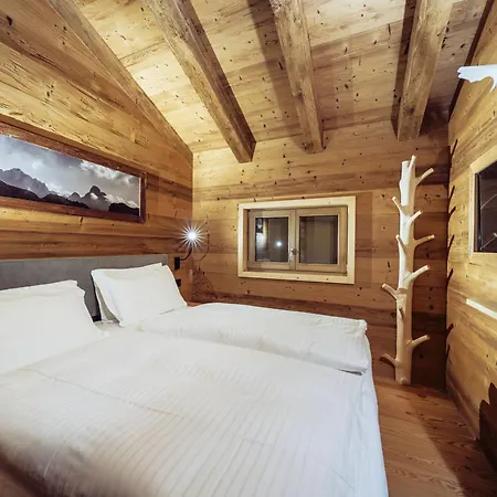 Alpina ***s 3* 科尔蒂纳丹佩佐