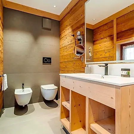 Hotel Alpina ***s