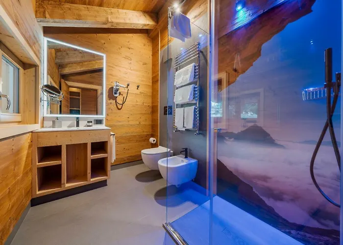 Alpina ***s Hotel 3*