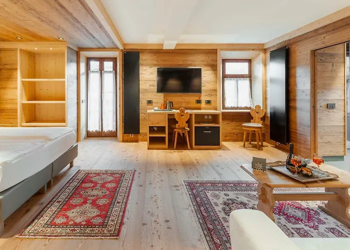 Alpina ***s Cortina dʼAmpezzo